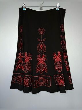Sunny Leigh Skirt Womens 12 Black Red Embroidered Floral Flare Full Knee Length